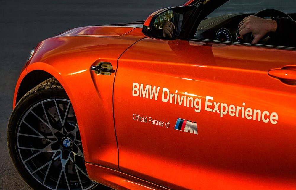 BMW DRIVING EXPERIENCE
